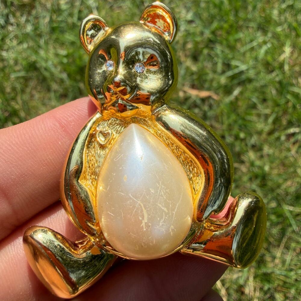 Vintage Teddy Bear Brooch Pin